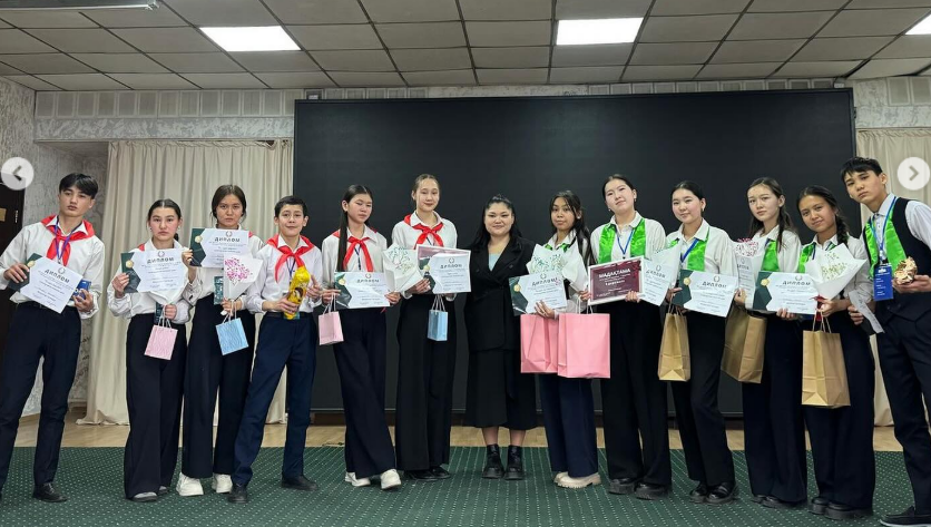 Дебат жеңімпаздары