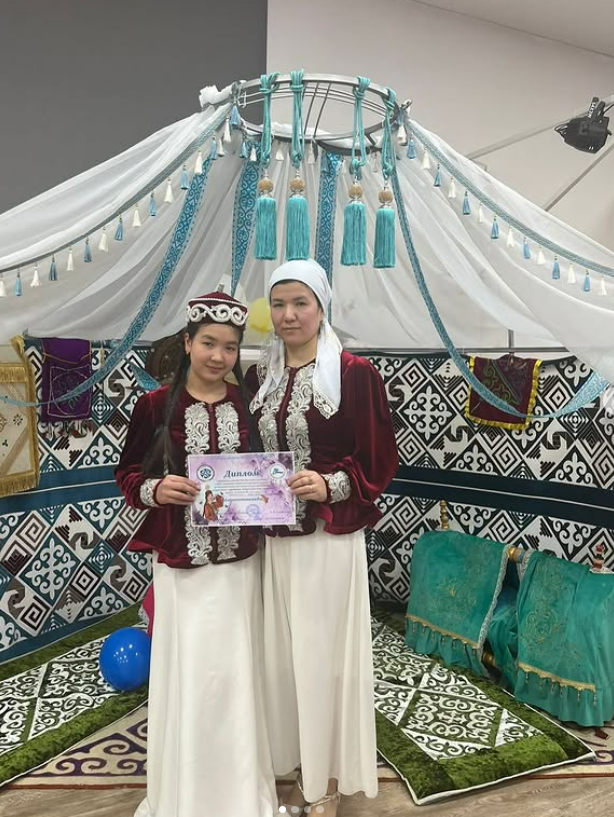 «Сырғалым-сырласым» байқауында өнер көрсетіп 1-орынға ие болды